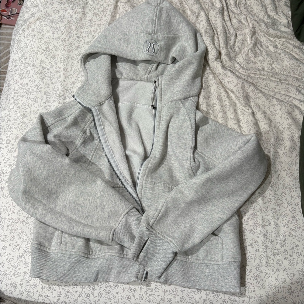 LULU SCUBA CROP ZIP🩶🤍